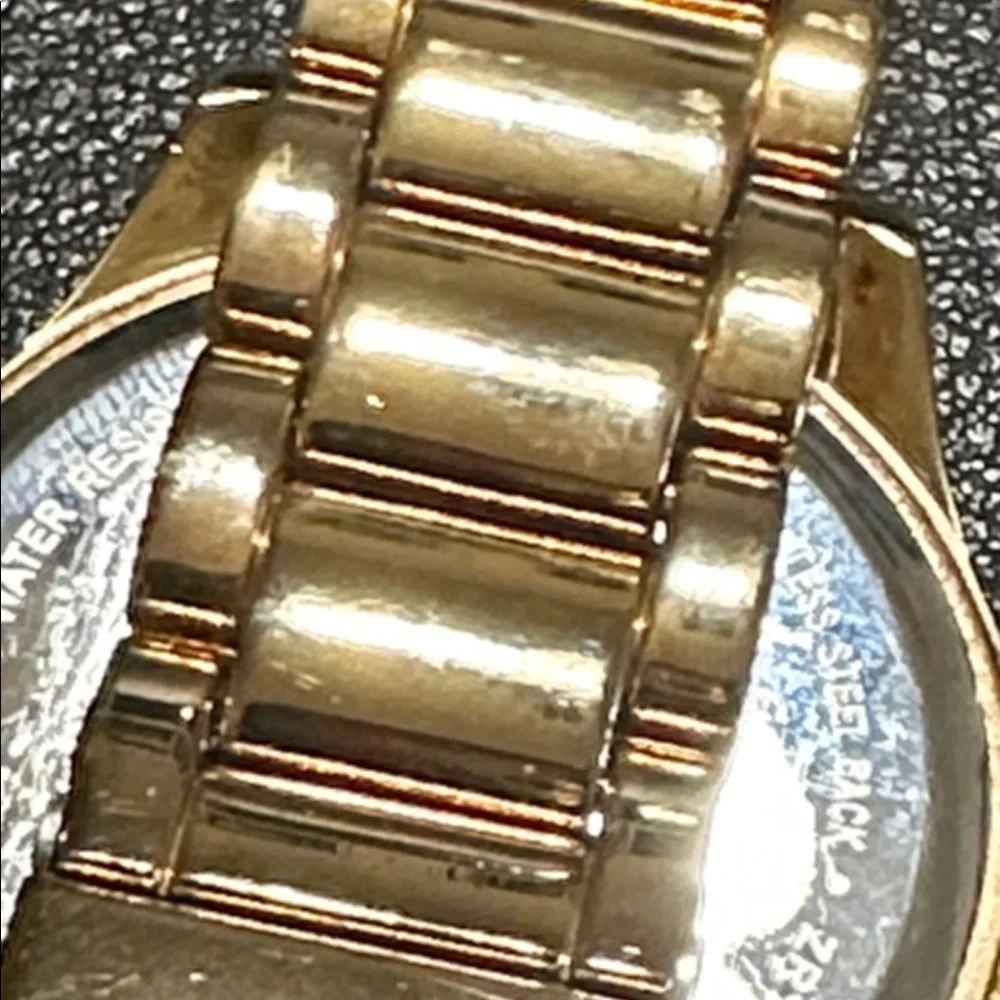 Relic ZR12178 Crystal Accent Dial Stainless Steel Rose Gold Quartz Watch